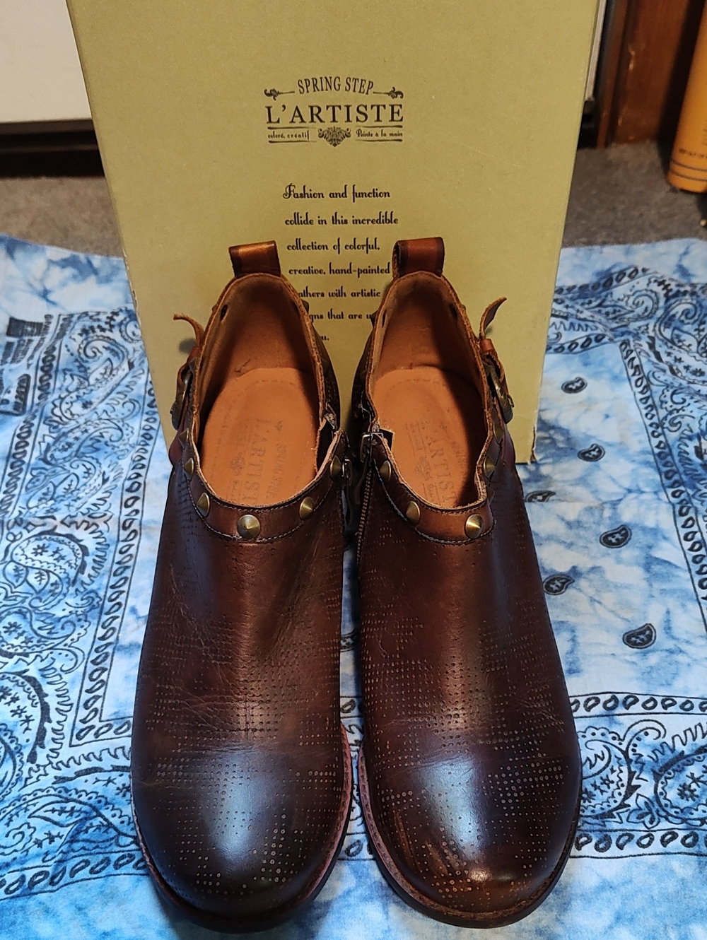 Women's L'Artist Spring Step Ankle High Zip Shoe Boots Size 42 (10.5-11)